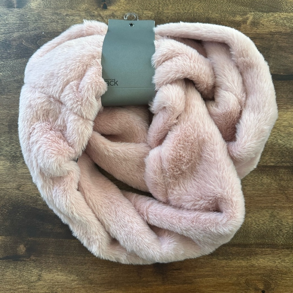 Soft Pink Faux Fur Infinity Scarf NWT
